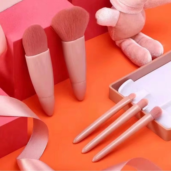 5 PIECES MAKEUP BRUSHES SET WITH MIRROR - Picture 5 of 8